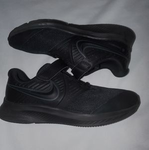 Nike Kids' Star Runner 2